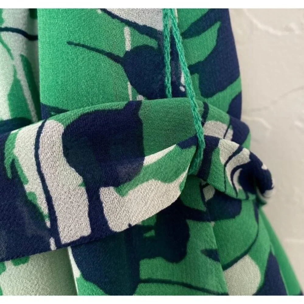 Banana Republic Green Floral Wrap Dress Size 6 Sleeveless Polyester Lined‎
